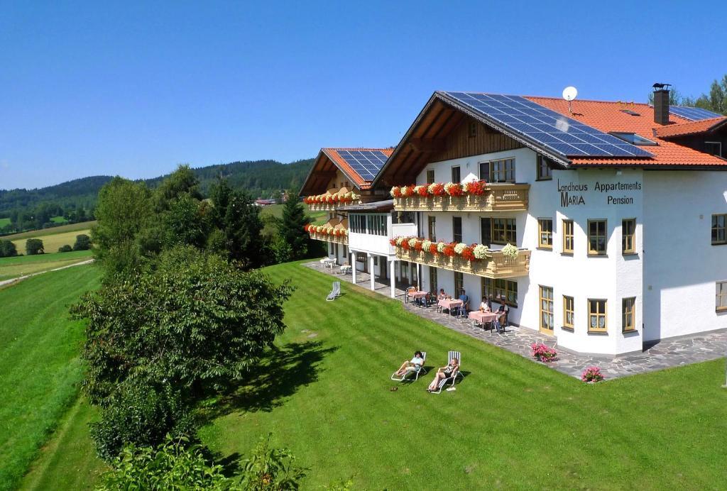 Готель Landhaus Maria Bed&Breakfast Реґен Екстер'єр фото